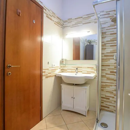 Pet Friendly In With Wifi Apartment *
