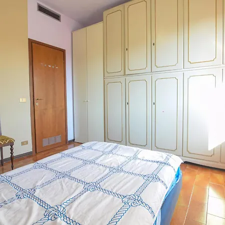 Apartment Pet Friendly In With Wifi *