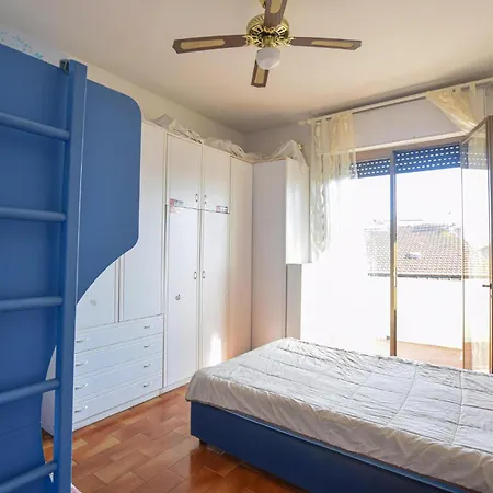 Pet Friendly In With Wifi Viareggio